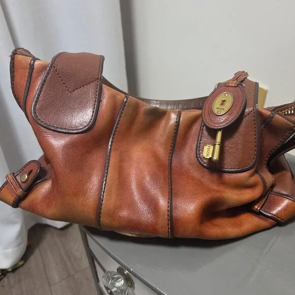 Fossil Shoulder Bag - Picture 1 of 2